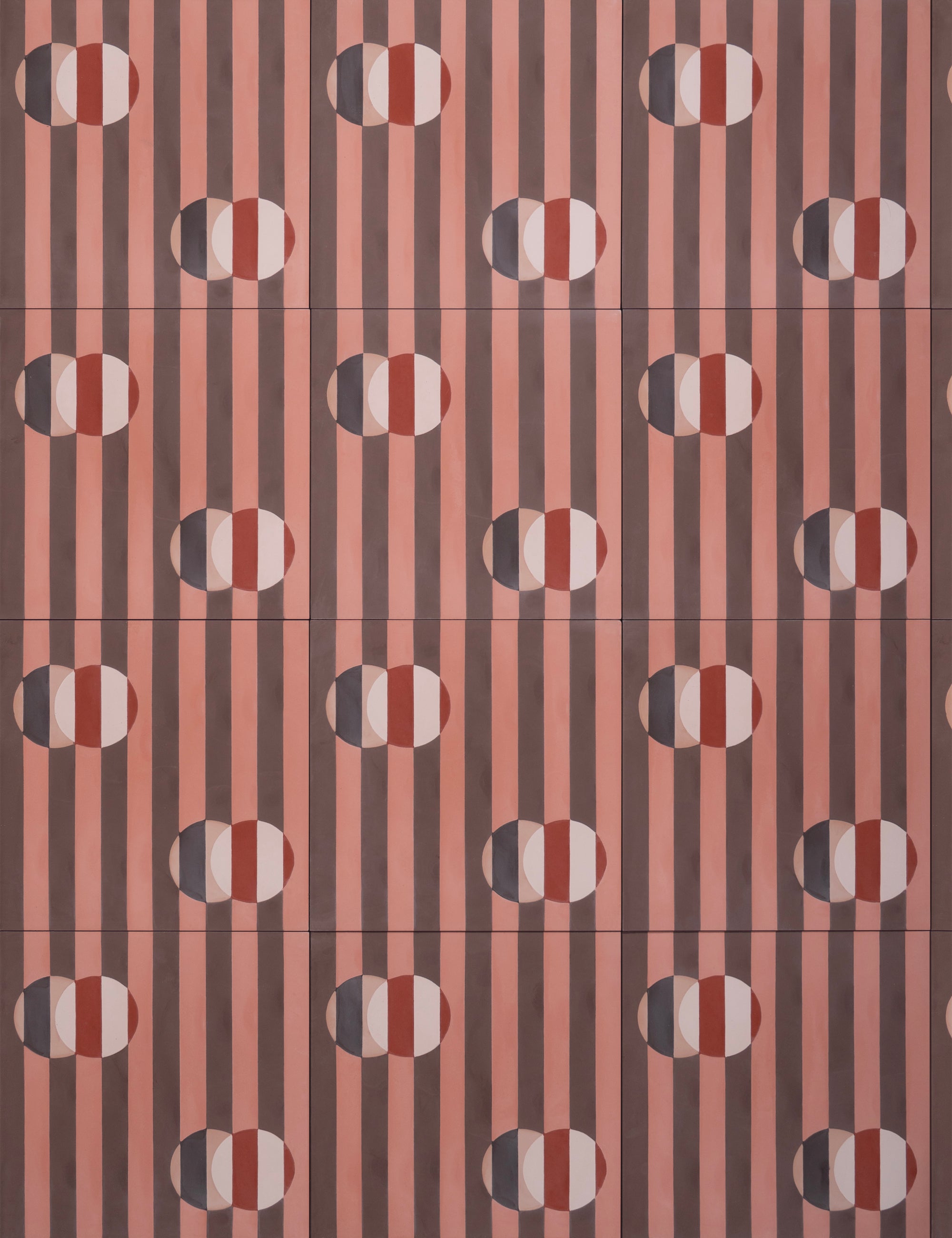 Spotlight Mocha Clay