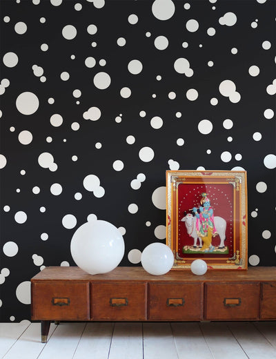 Space Dots Contrast