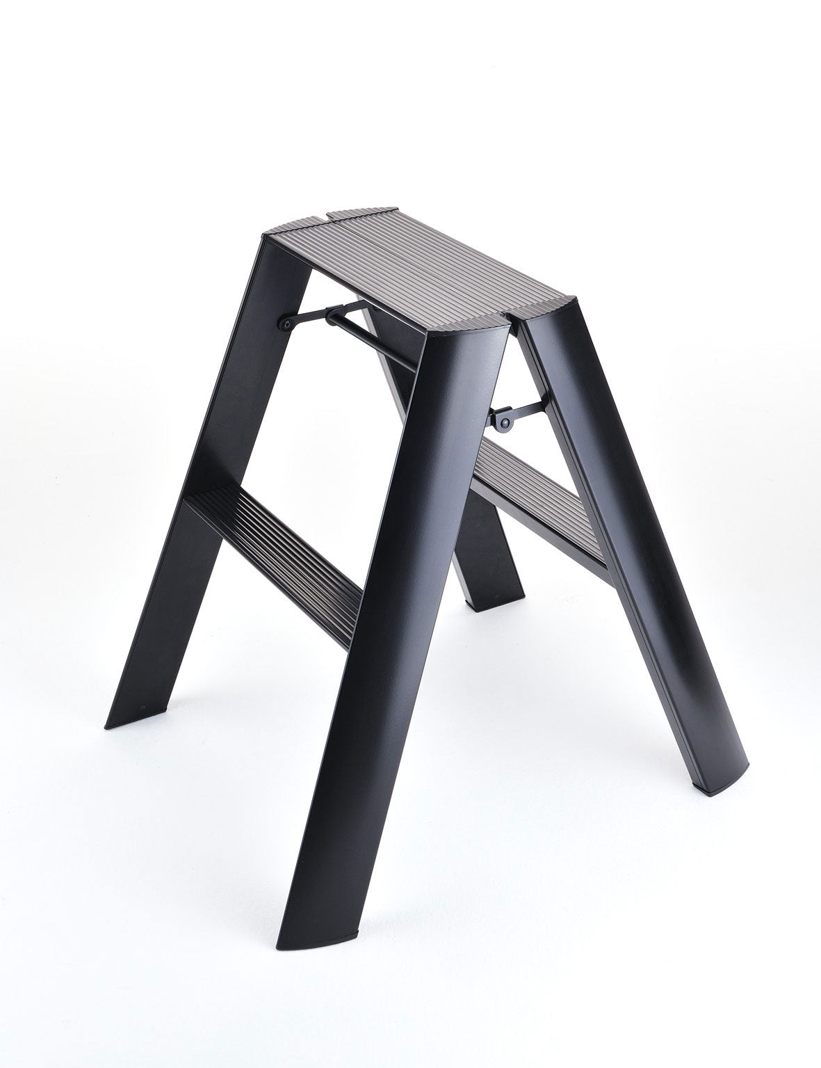 Lucano 2-Step Ladder