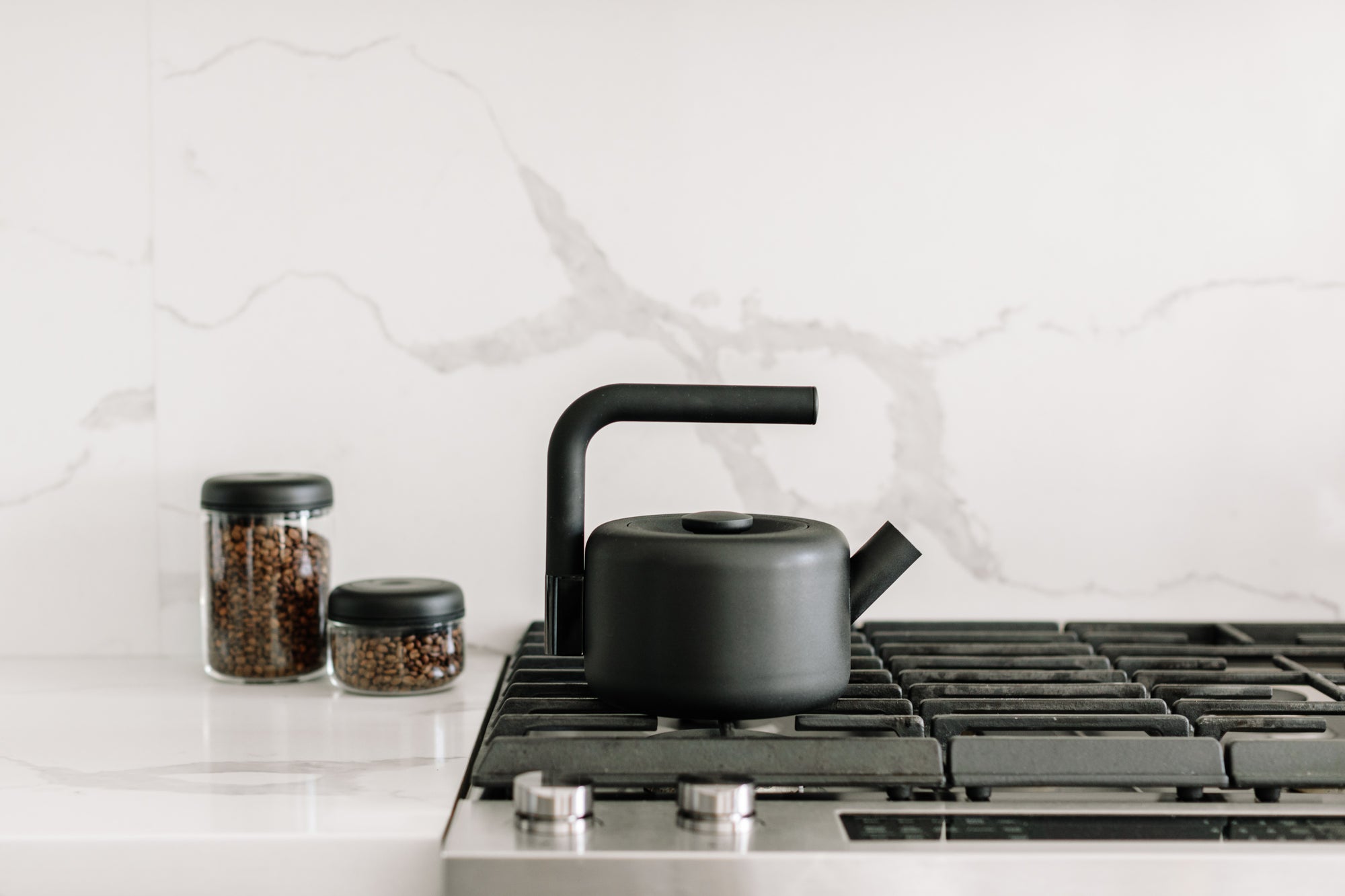 Fellow Clyde Stovetop Tea Kettle – Huset  Your house for modern  Scandinavian living